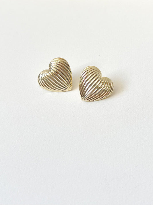 Arete Corazon Lineas